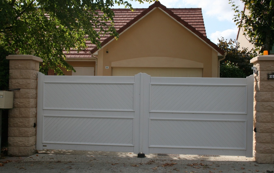 Nos modèles de portails PVC à Villemomble