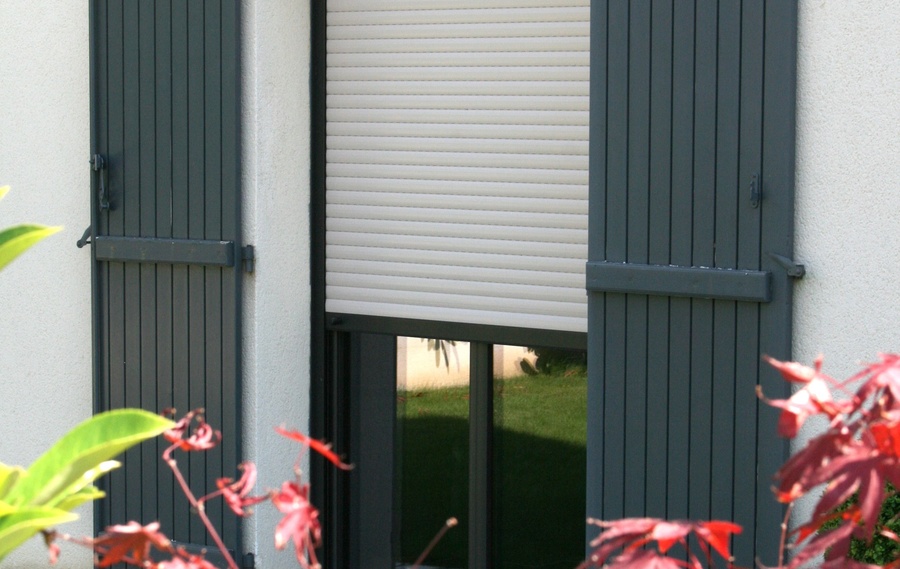 Volets battants roulants et occultants à Villemomble